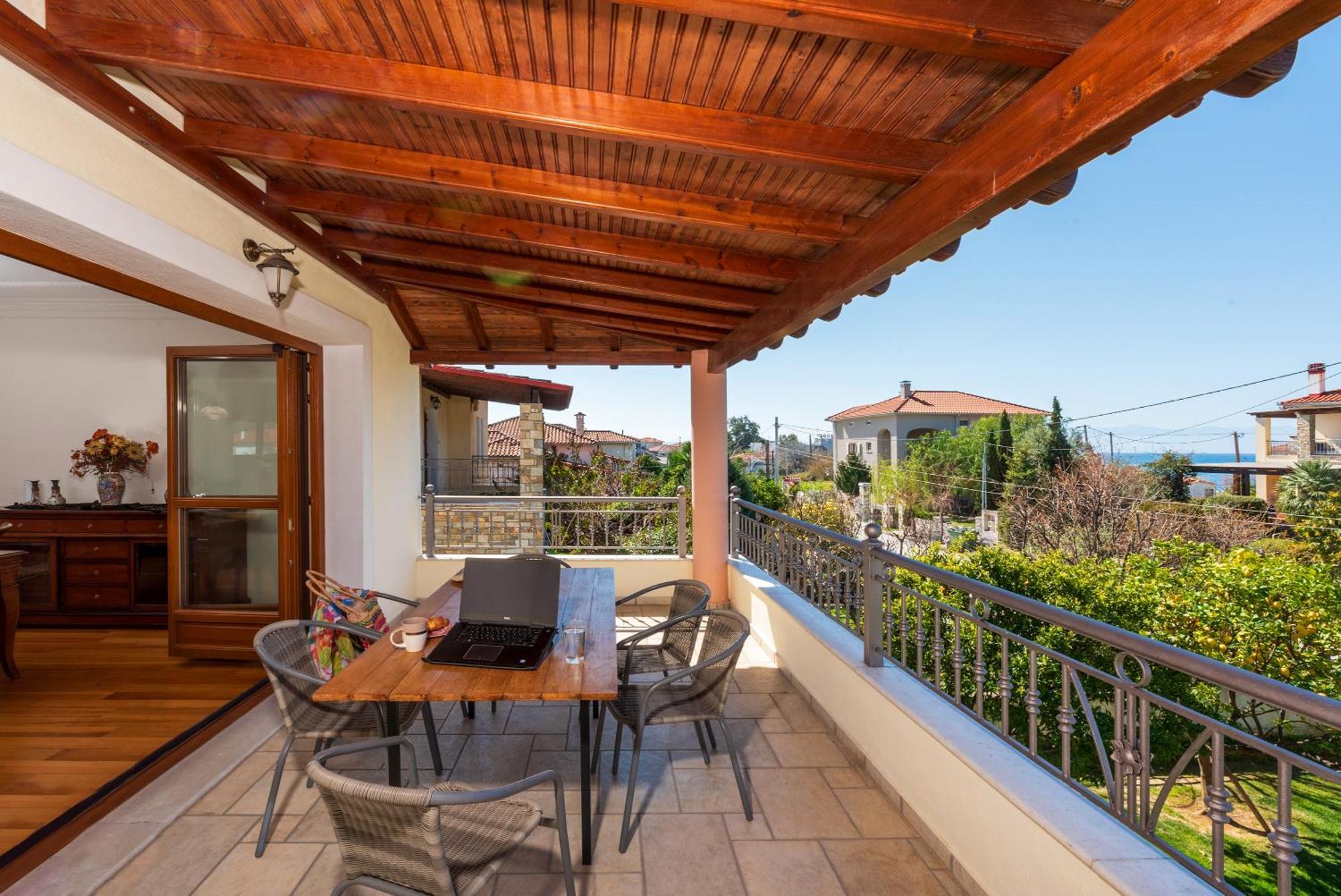 Christina'S Twin Palm Trees House Apartment Agria Exterior photo